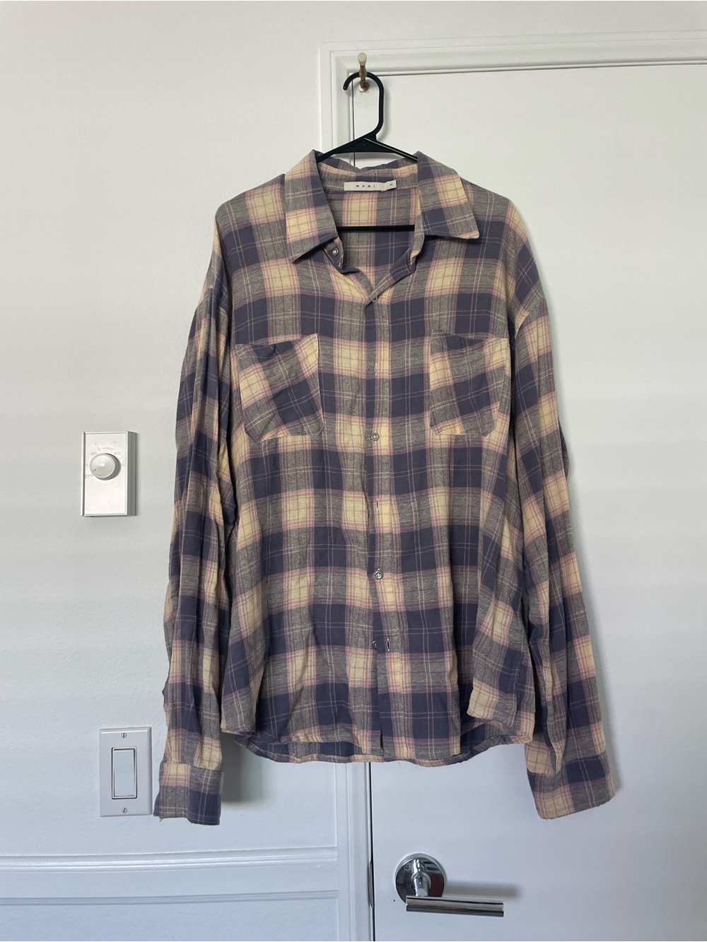 Relaxed Fit Plaid Button-Up Shirt in Navy & Cream